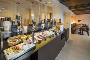 Breakfast, lunch, dinner served; Regional cuisine - VitalBoutique Hotel Zurzacherhof (Bad Zurzach)