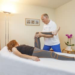 Sauna, hot tub, steam room, hot springs, body treatments, body wraps