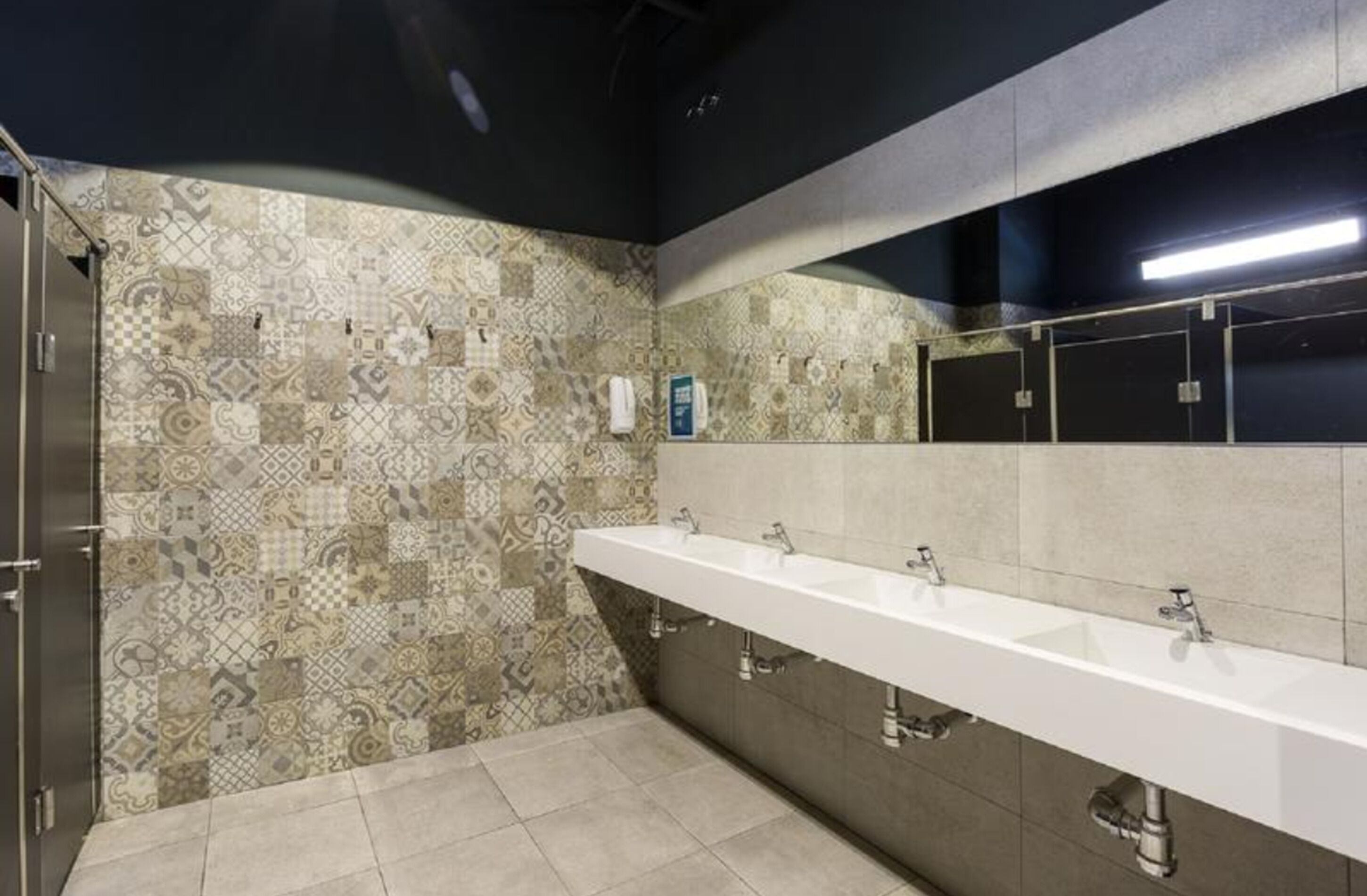 Photo - Black Swan Hostel Sevilla