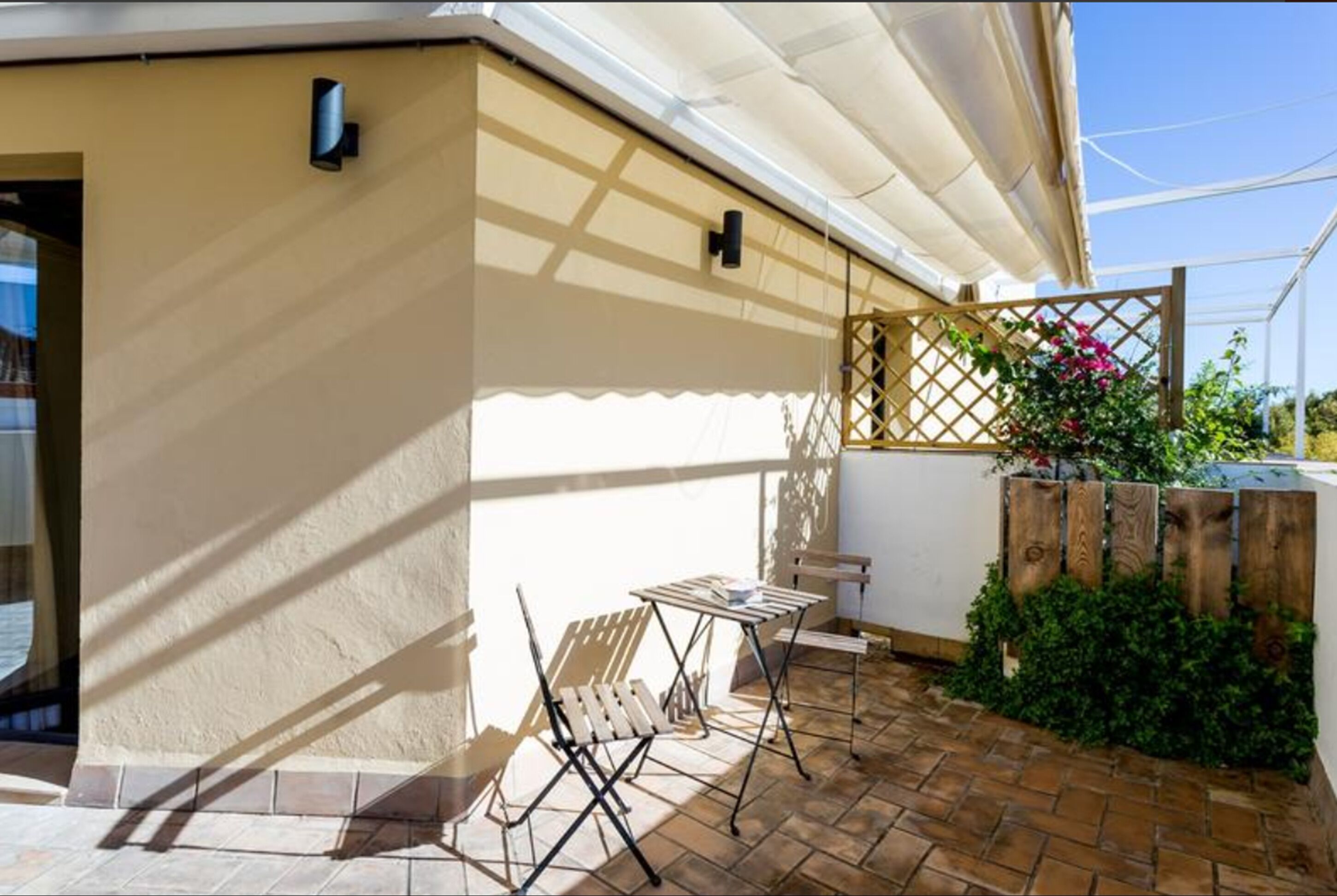 Photo - Black Swan Hostel Sevilla