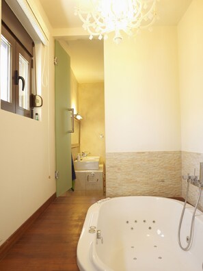 Villa | Bathroom