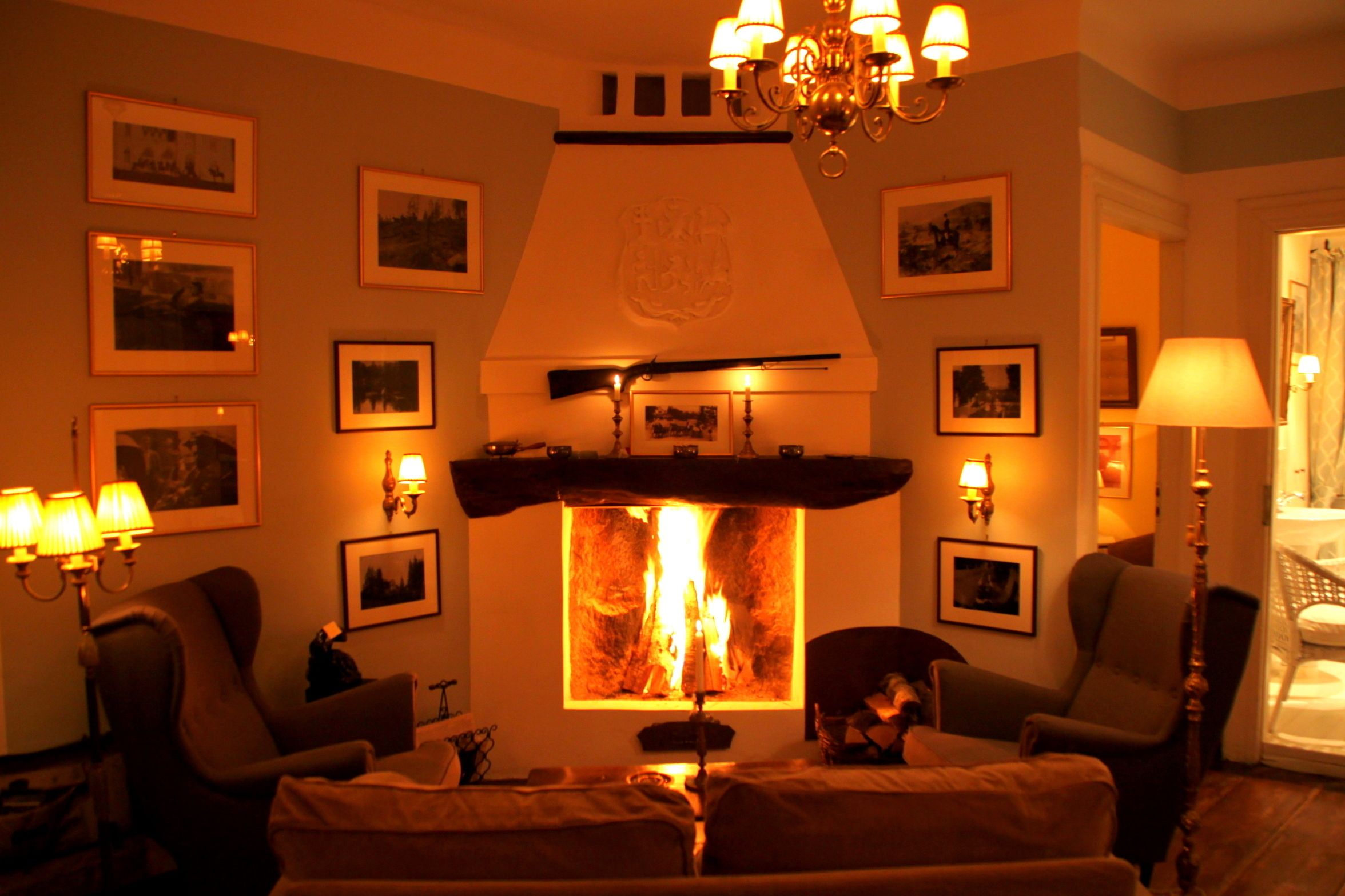 Room | Fireplace