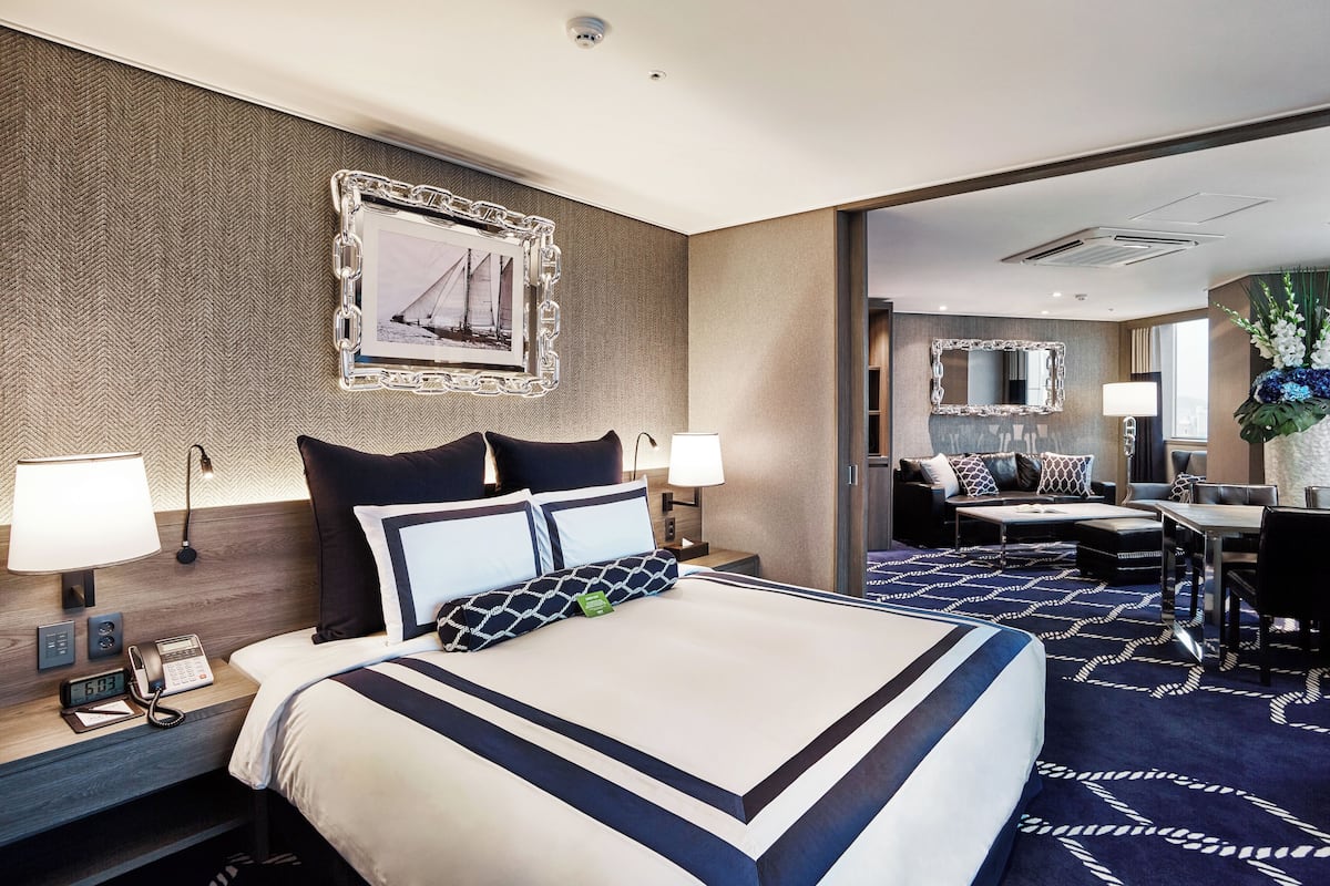 Marine Suite Double Ocean View | Literie de qualité supérieure, minibar, coffres-forts dans les chambres