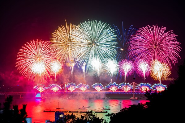 Standard Double Room, 1 King Bed, Beachside (No View) | Front of property