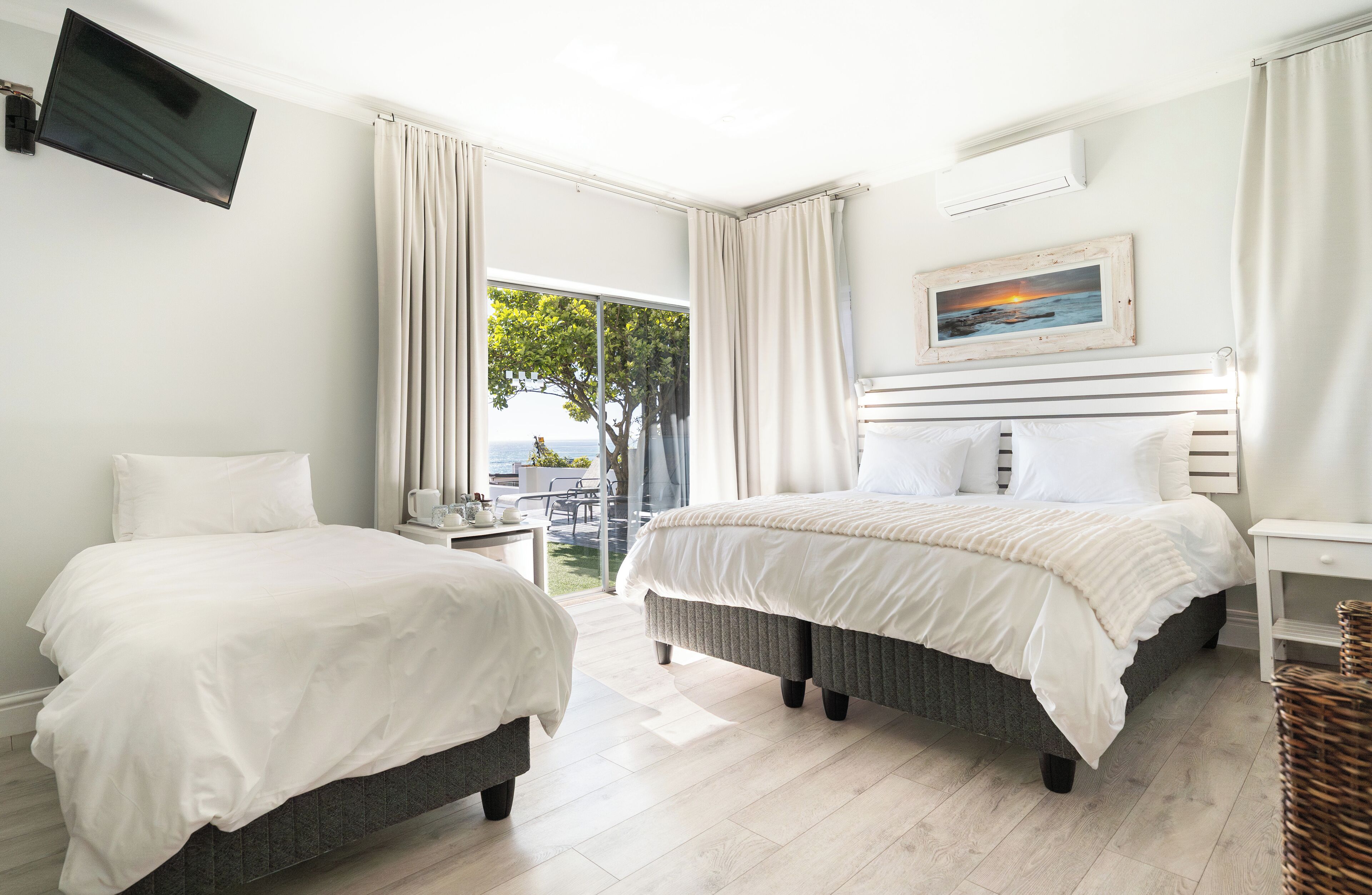 Chambre Confort | Coffres-forts dans les chambres, rideaux occultants