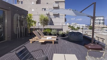 Suite Desain, teras, pemandangan kota | Teras/patio