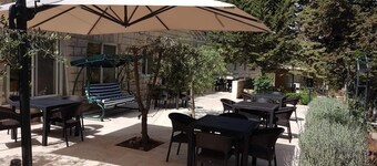 Talitha Kumi Guest House