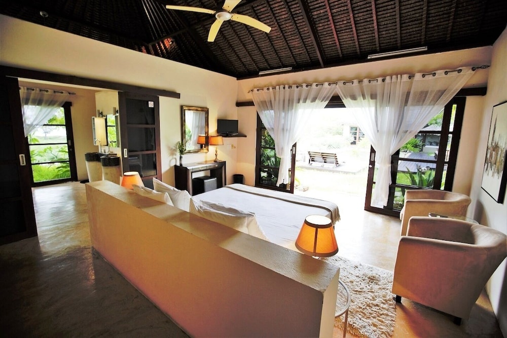 Chuiba Bay Lodge by null