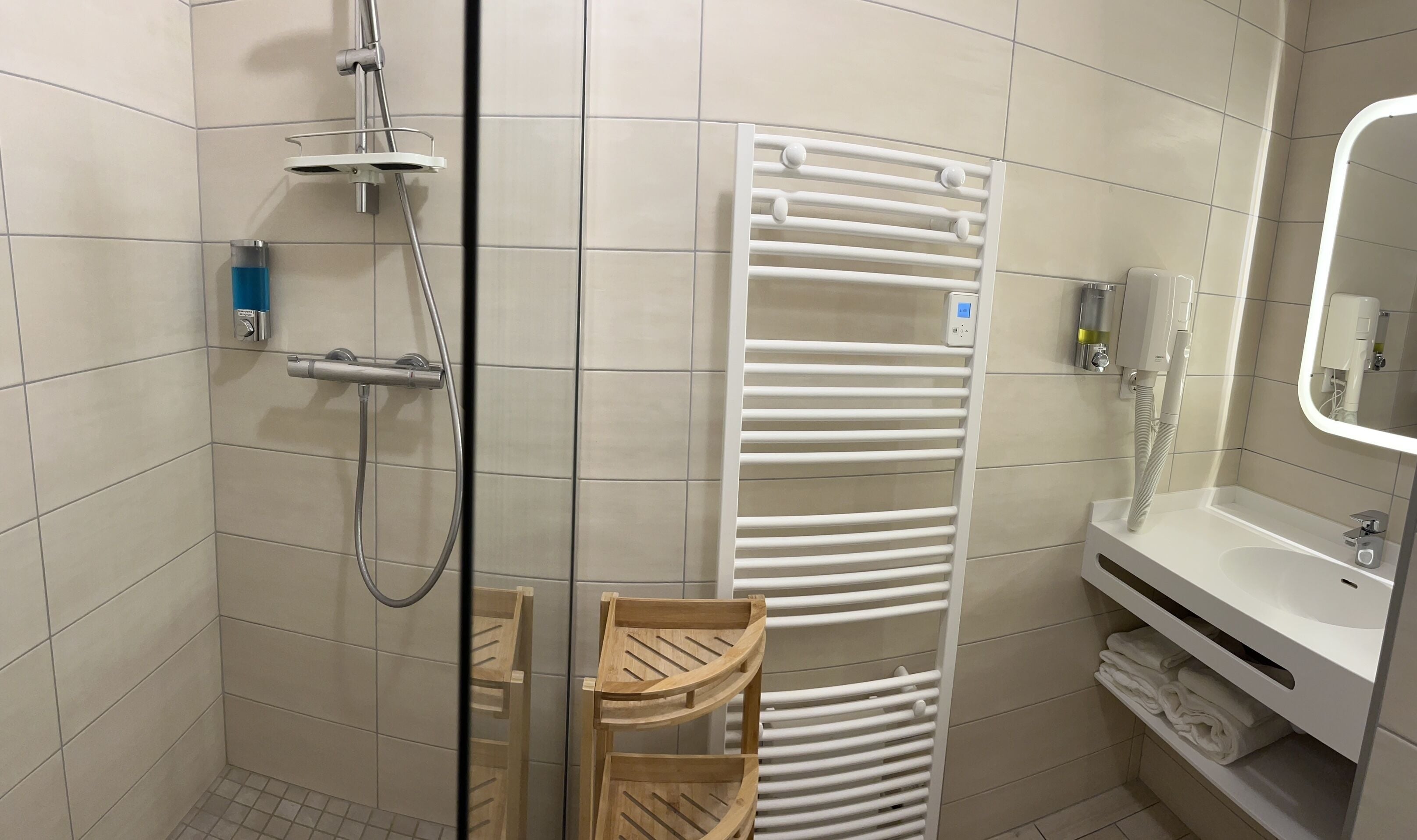 superior family room for 4 persons | bathroom | shower, free toiletries, hair dryer, towels