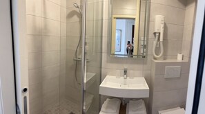 Bathroom - Hotel des Messageries (Arbois)