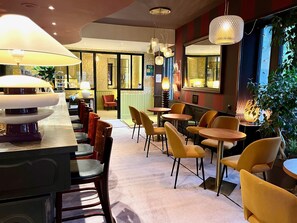 Bar (en la propiedad)
