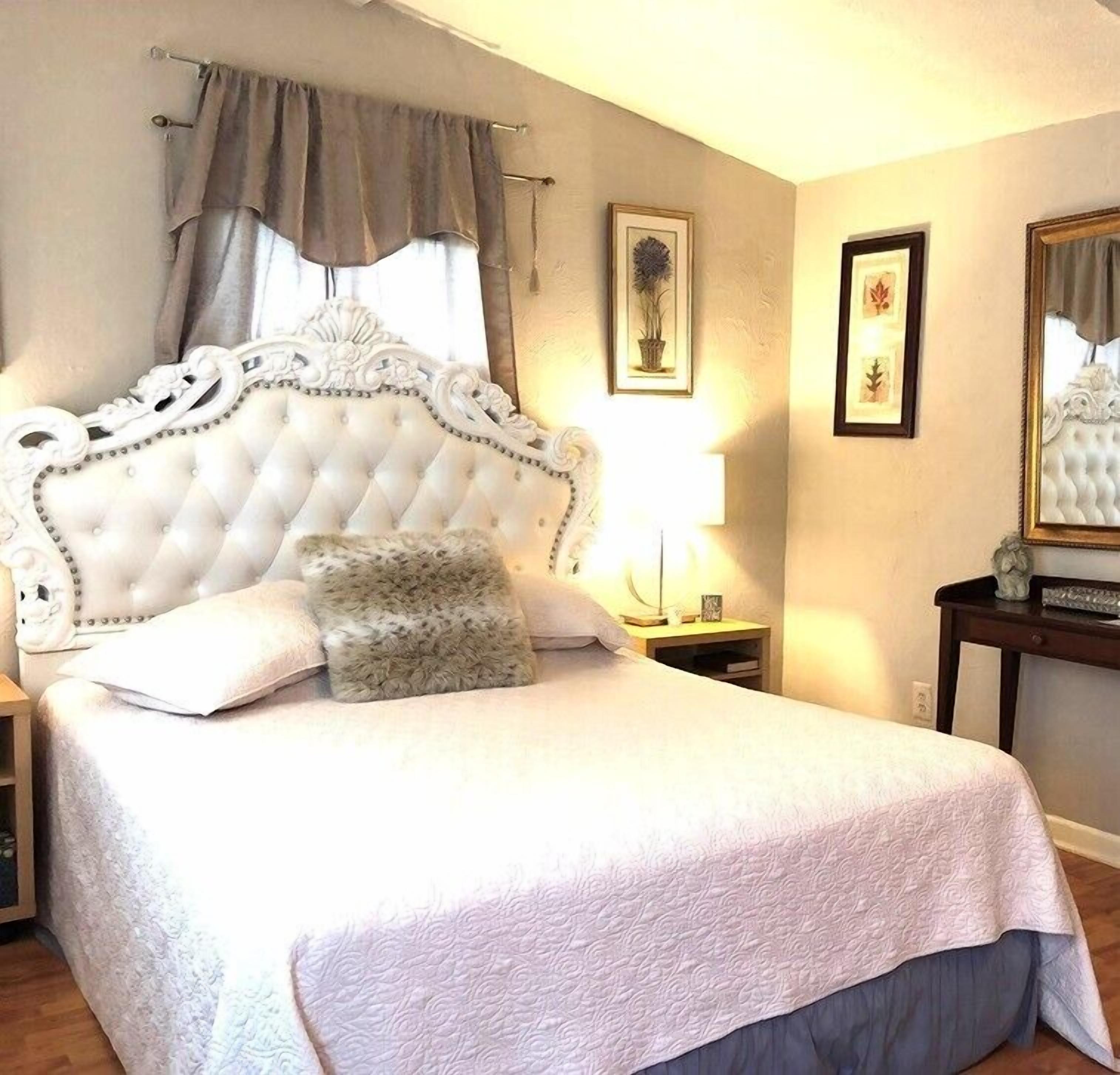 Casa de campo tradicional, 1 cama Queen size, hidromasaje, en el área del jardín | Ropa de cama de alta calidad, minibar y decoración personalizada 