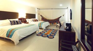 Premium bedding, minibar, in-room safe, iron/ironing board - Hotel Arimaca (Riohacha)