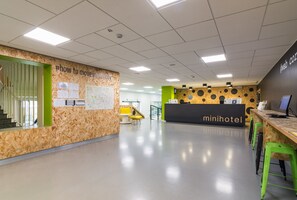 Reception - Hotel Milano Ornato Dependance (Milan)