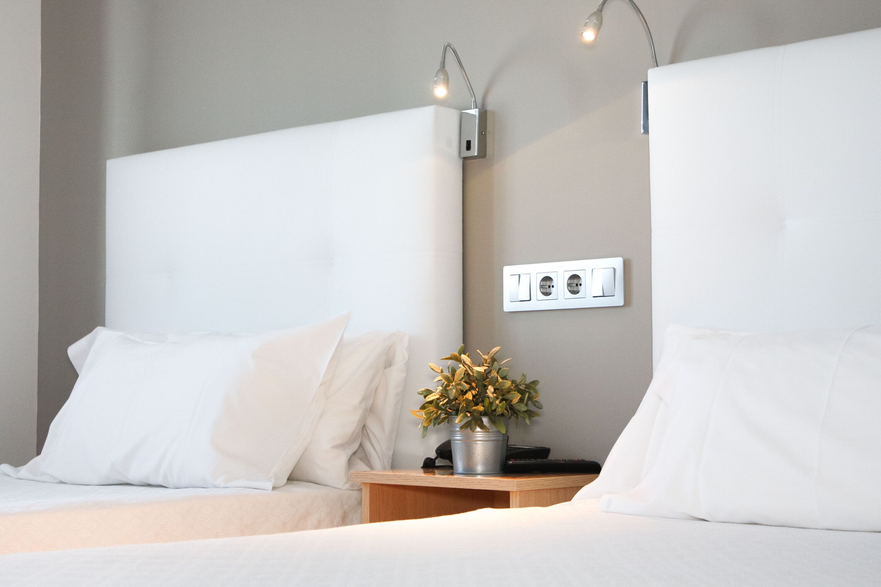 ファミリー ルーム (Superior) | 高級寝具、デスク、遮光カーテン、アイロン / アイロン台