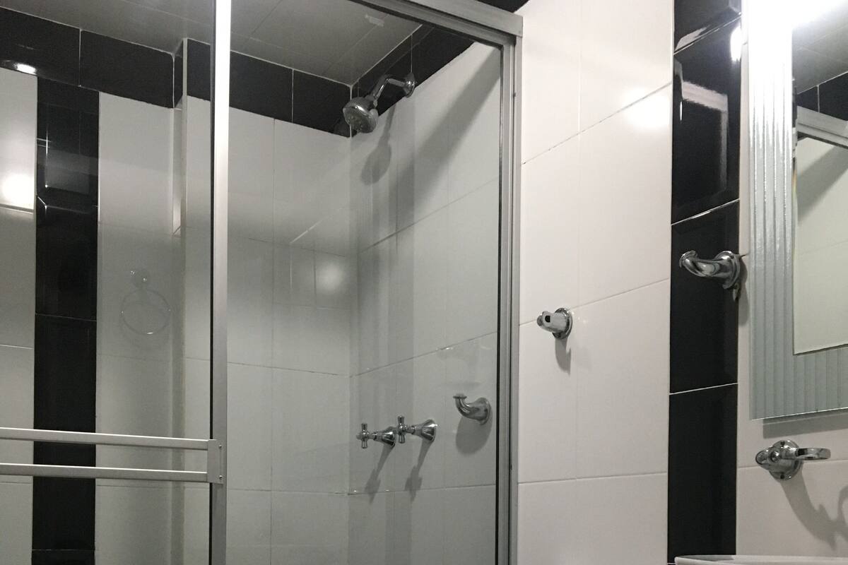 Bathroom | Shower, free toiletries, towels