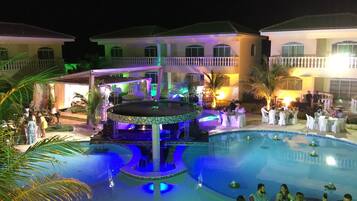 ์์์ฅ ํญํฌ