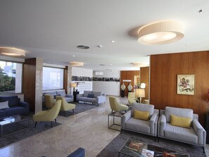 Lobby sitting area - Consolata Hotel (Ourem)