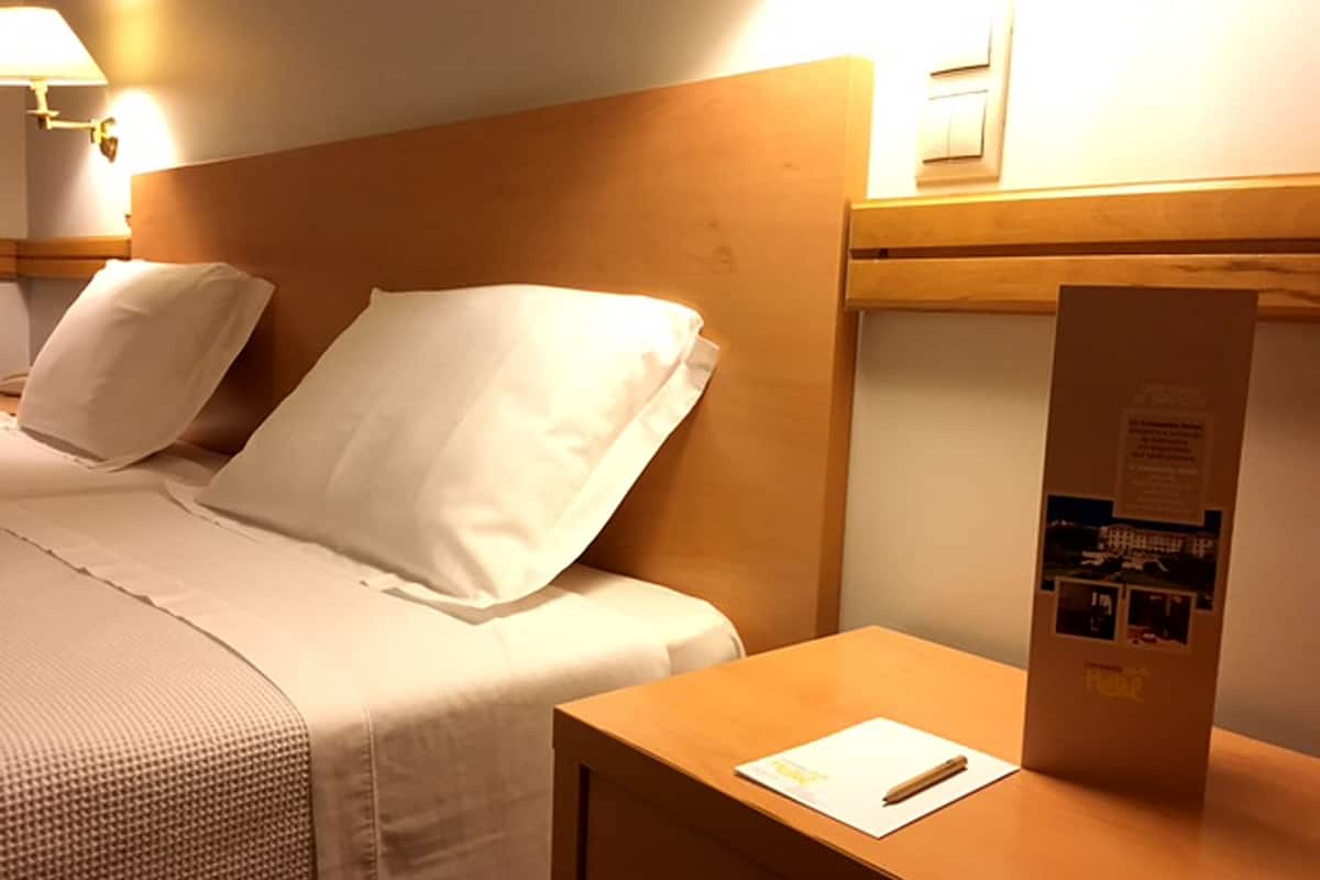 1 bedroom, in-room safe, desk, soundproofing