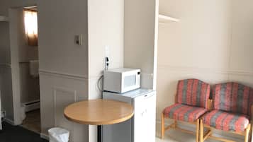 Economy Double Room, 2 Queen Beds | Desk, free WiFi