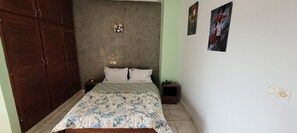 Standard Double Room | Desk, blackout drapes, soundproofing, free WiFi