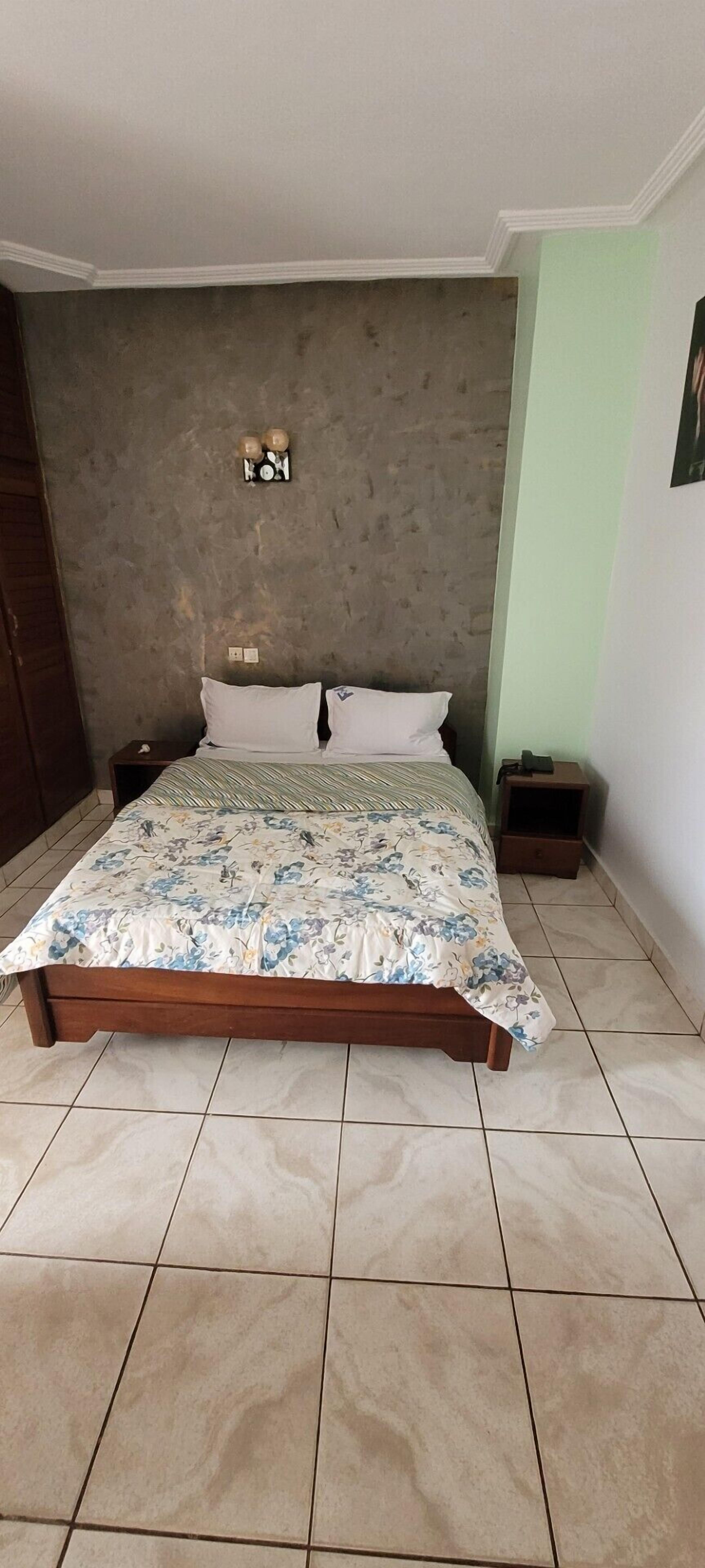 Standard Double Room | Desk, blackout curtains, soundproofing, free WiFi