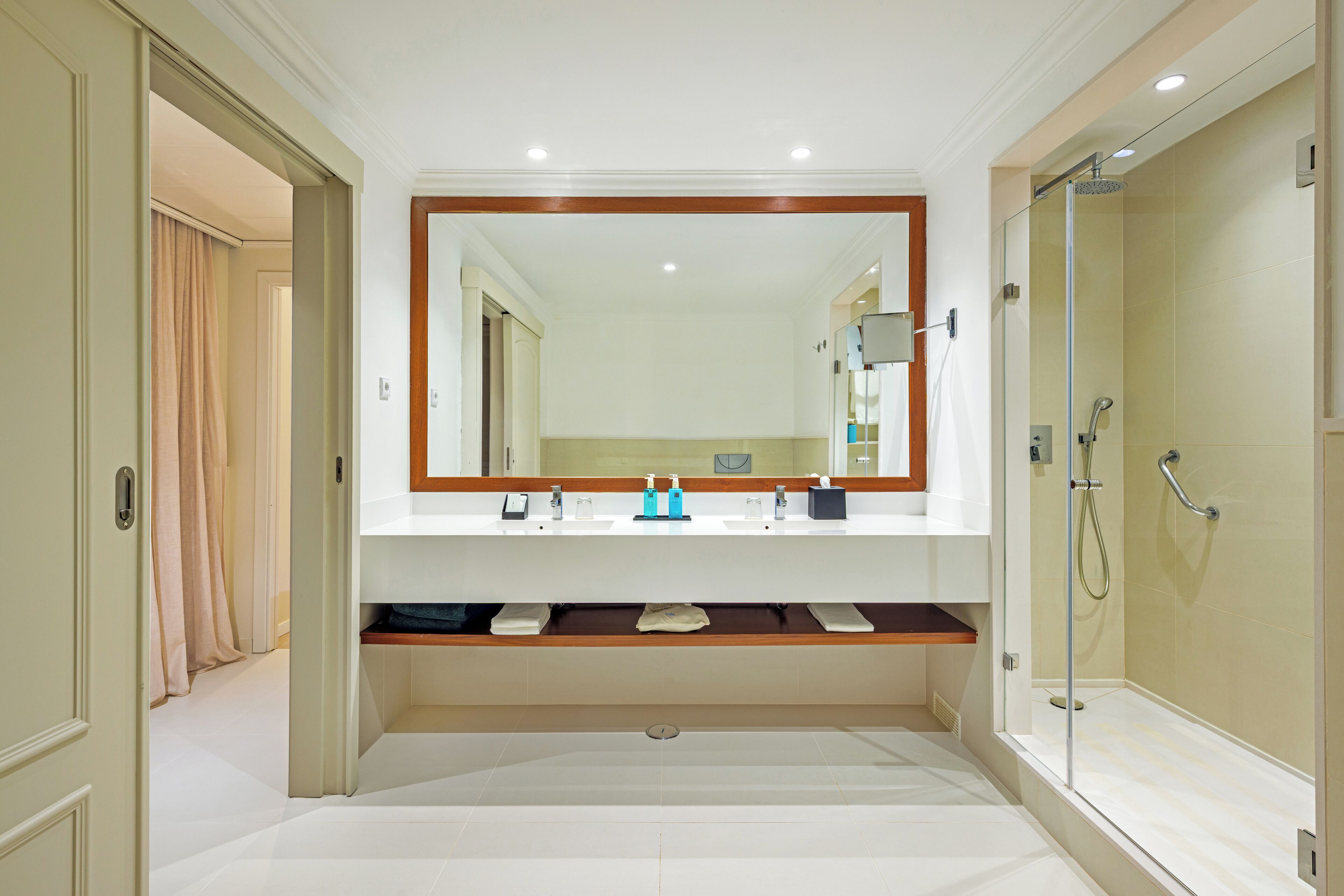 Photo - PortoBay Blue Ocean