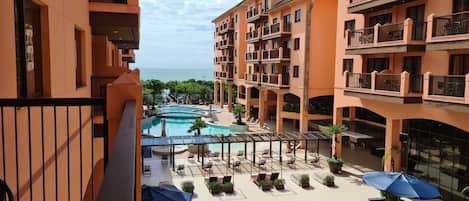 Monolocale, vista piscina (174) | Biancheria da letto di alta qualità, minibar, una cassaforte in camera