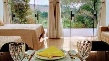 Luxury Cabin, Jetted Tub | 1 bilik tidur, Wi-fi percuma, cadar katil