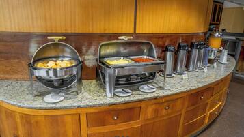 Almoço e jantar, culinária brasileira