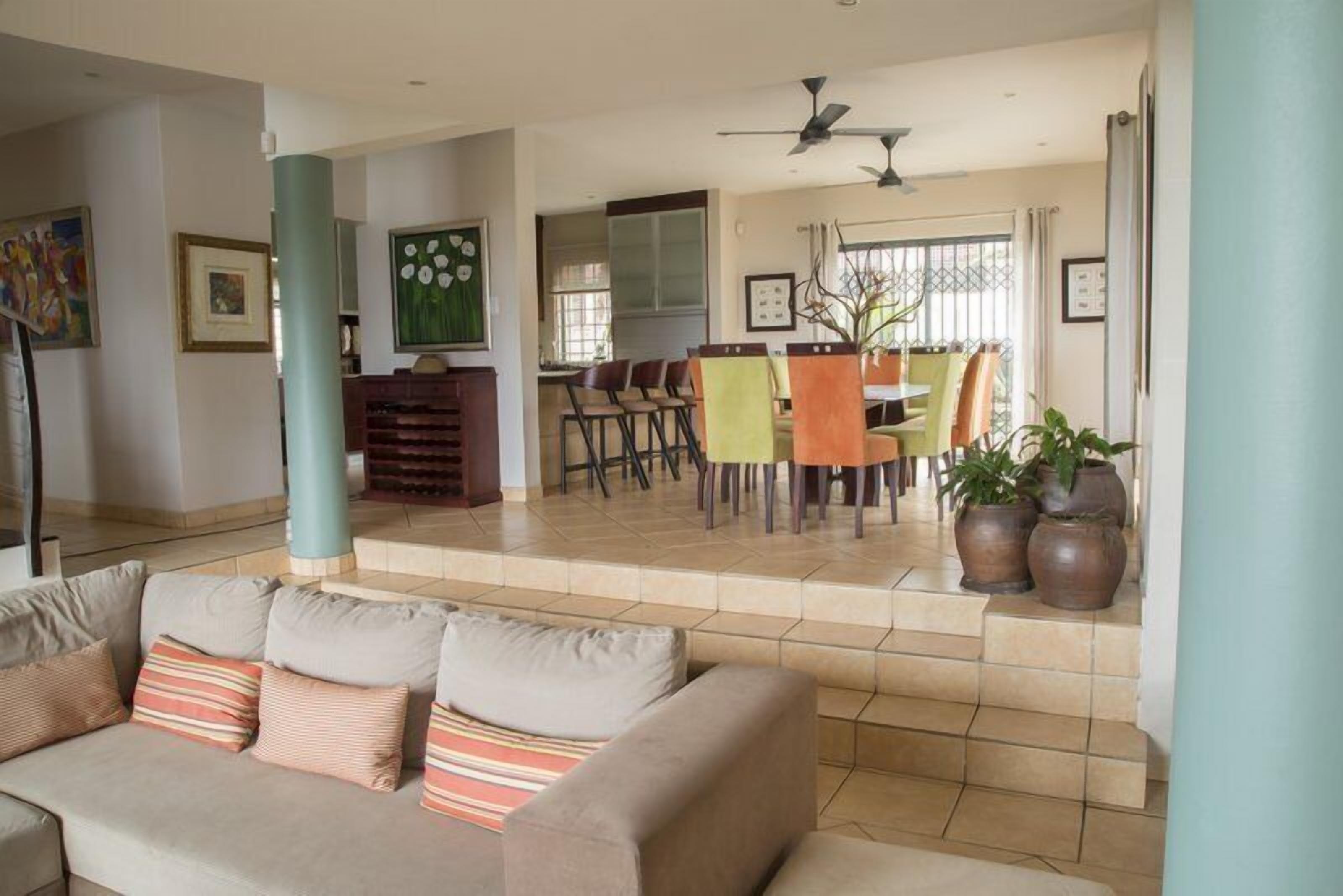 Lobby-Lounge