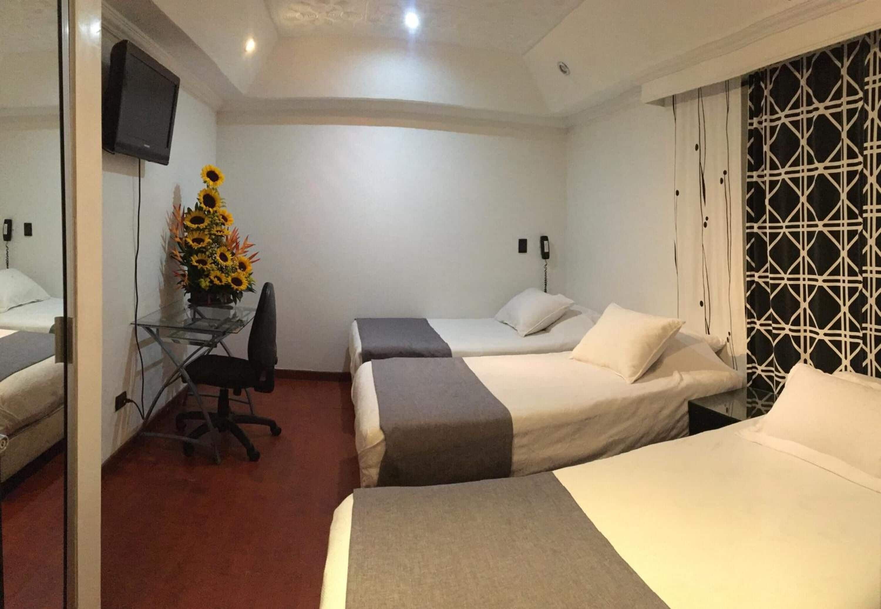 desk, free wifi, bed sheets