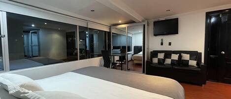 Standard Double Room | Desk, free WiFi, bed sheets