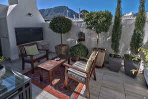 Penthouse, 1 habitación | Ropa de cama de alta calidad y caja de seguridad en la habitación