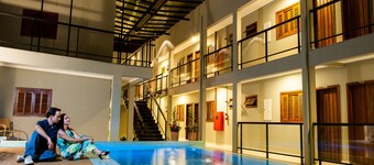 CLH Suites Bonito Centro