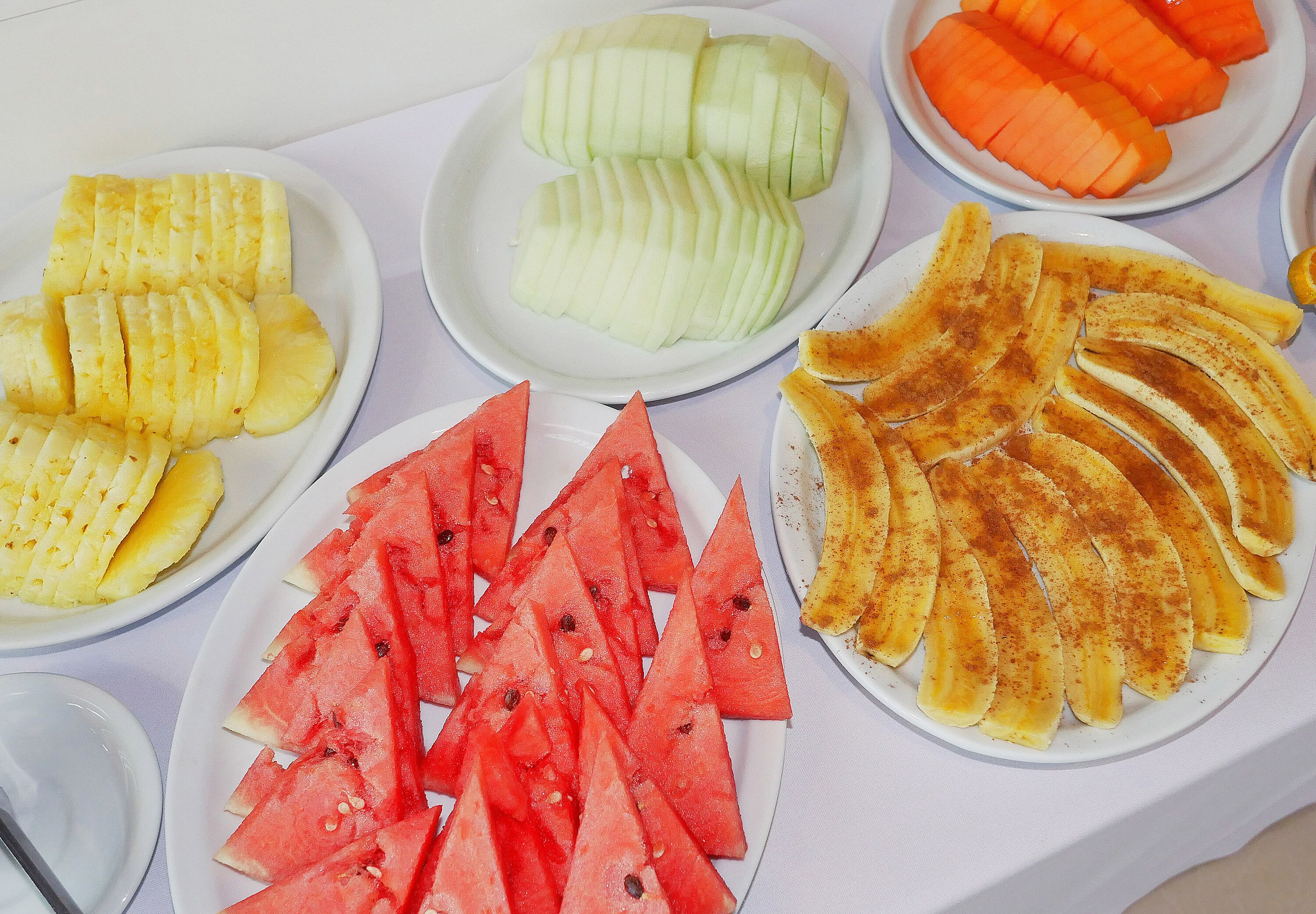 daily buffet breakfast (brl 35 per person)