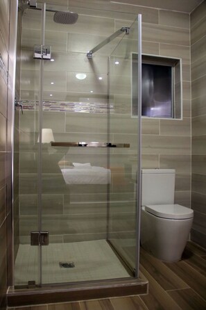 Room 6 | Baño | Toallas