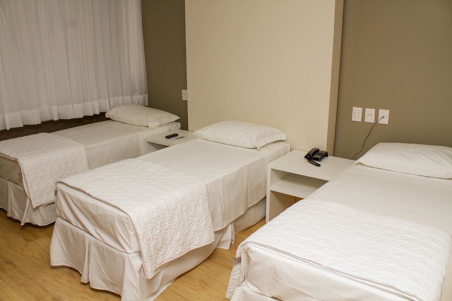 luxury triple room | 1 bedroom, premium bedding, minibar, in-room safe