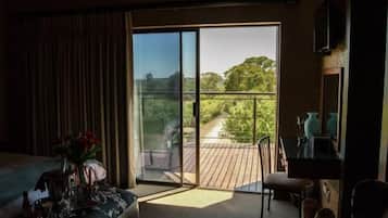 Honeymoon Suite with Own Balcony | In-room safe, desk, iron/ironing board, rollaway beds