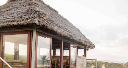 Travessia Beach Lodge