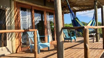 Décoration personnalisée, draps fournis