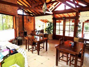 Frokostbuffé er inkludert hver dag