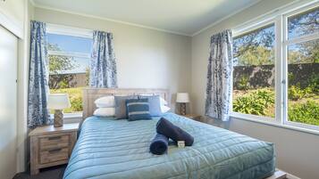 Park House, 4 Bedrooms (2 Queen and 5 Single)