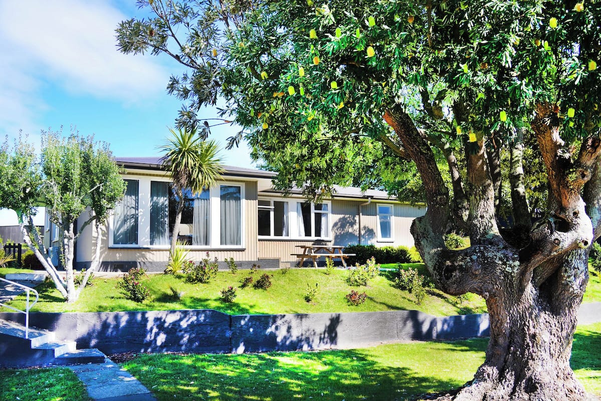 Park House, 4 Bedrooms (2 Queen and 5 Single) | 2 bedrooms, individually decorated, individually furnished, free WiFi