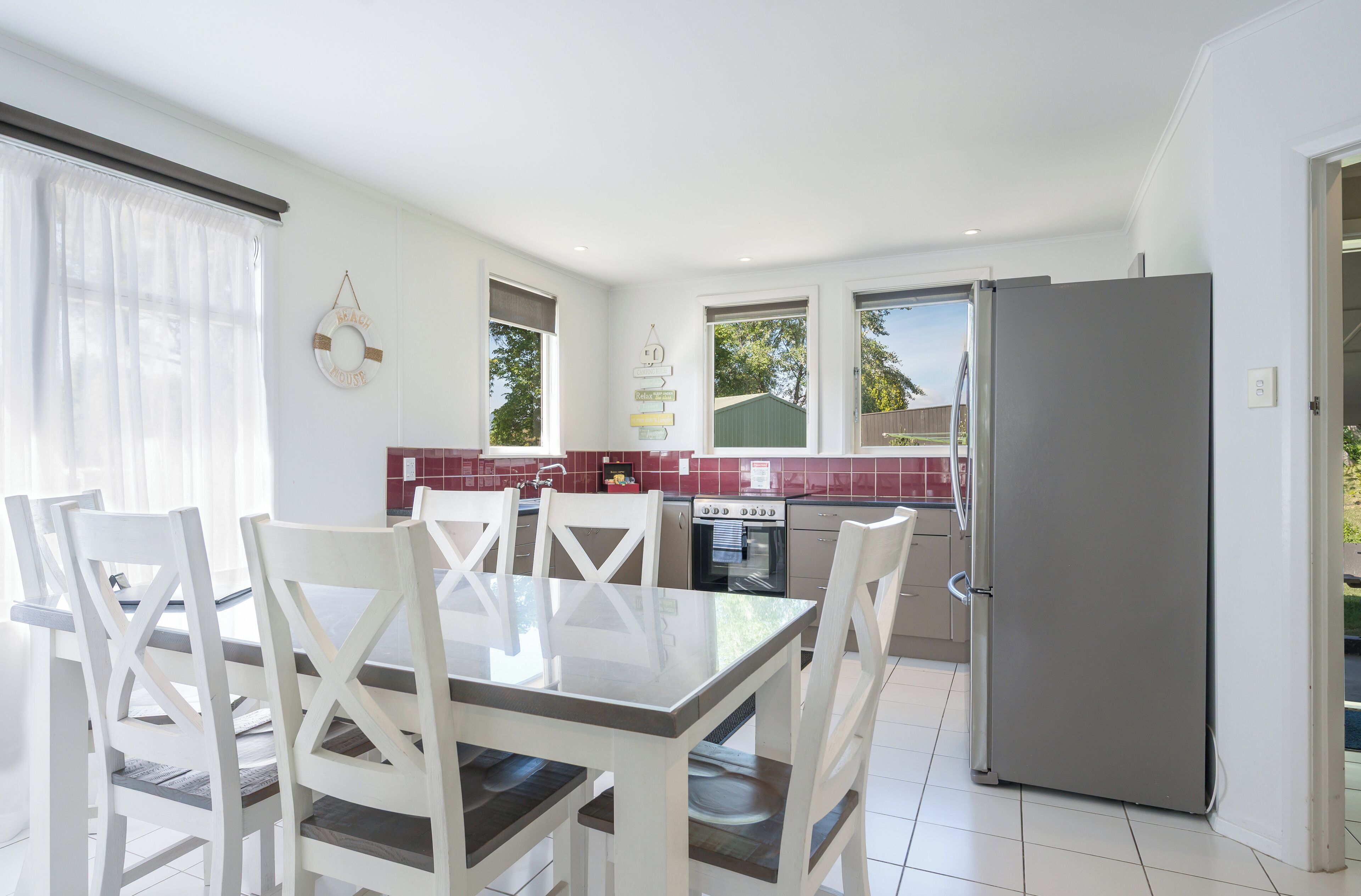 Park House, 4 Bedrooms  (2 Queen and 5 Single) | Private kitchen