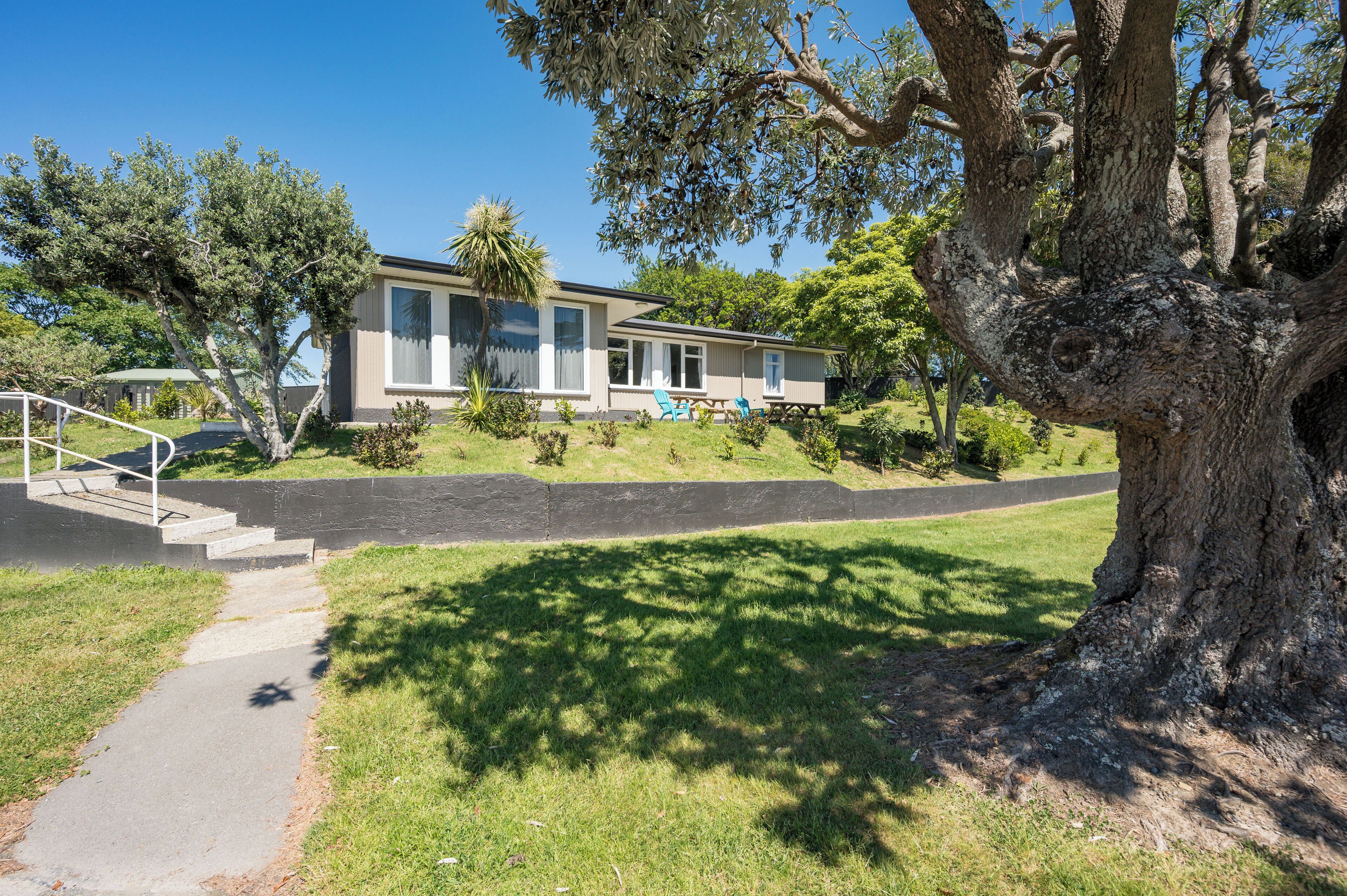 Park House, 4 Bedrooms  (2 Queen and 5 Single)