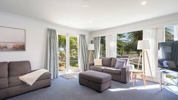 2 habitaciones, decoración personalizada y muebles diferentes