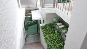 Property grounds - Seocho Guesthouse K - Hostel (Seoul)