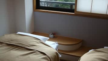 Individually decorated, desk, iron/ironing board, free WiFi