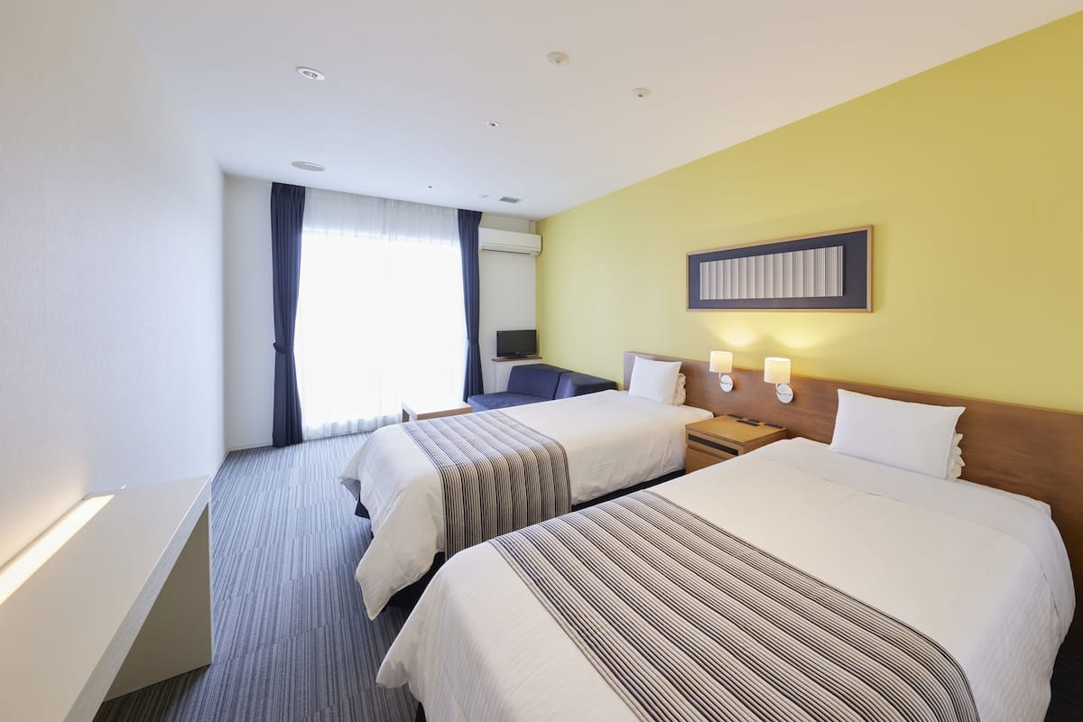 Superior Room, Non Smoking | In-room safe, desk, free WiFi, bed sheets